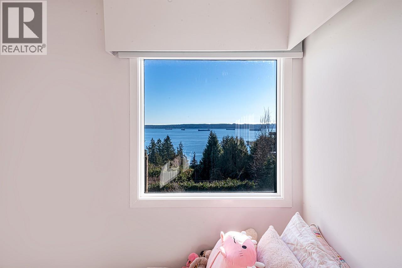 4032 Ripple Road, West Vancouver, British Columbia  V7V 3K9 - Photo 13 - R3057336