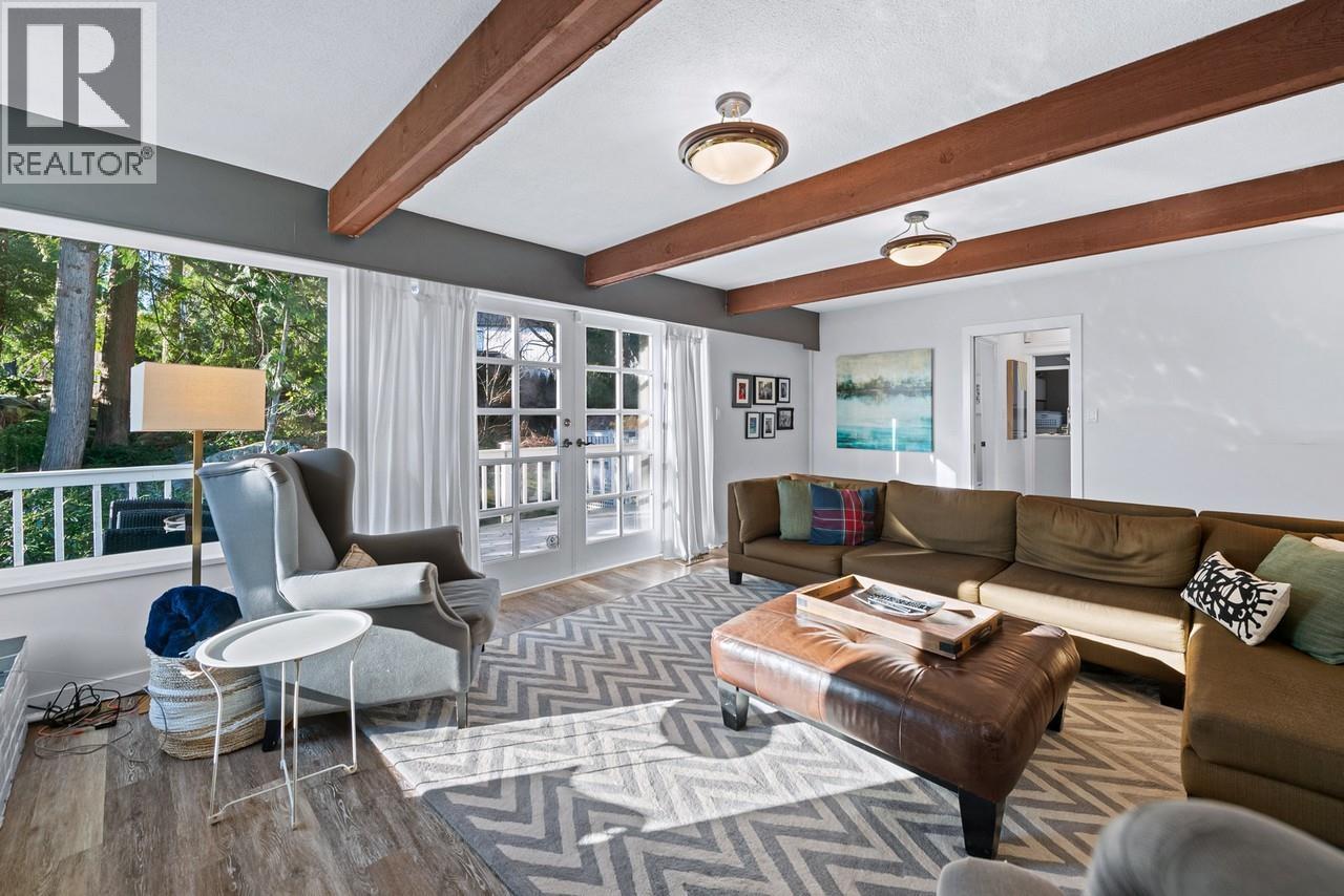 4032 Ripple Road, West Vancouver, British Columbia  V7V 3K9 - Photo 4 - R3057336