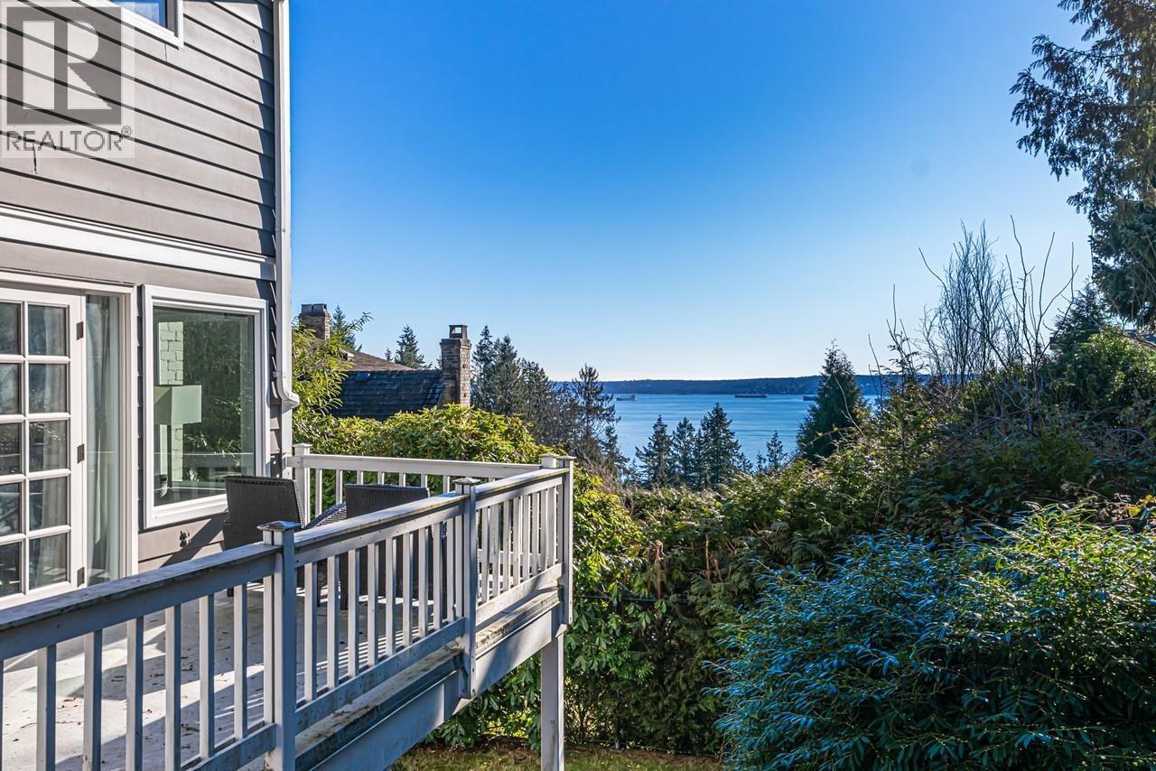 4032 Ripple Road, West Vancouver, British Columbia  V7V 3K9 - Photo 14 - R3057336