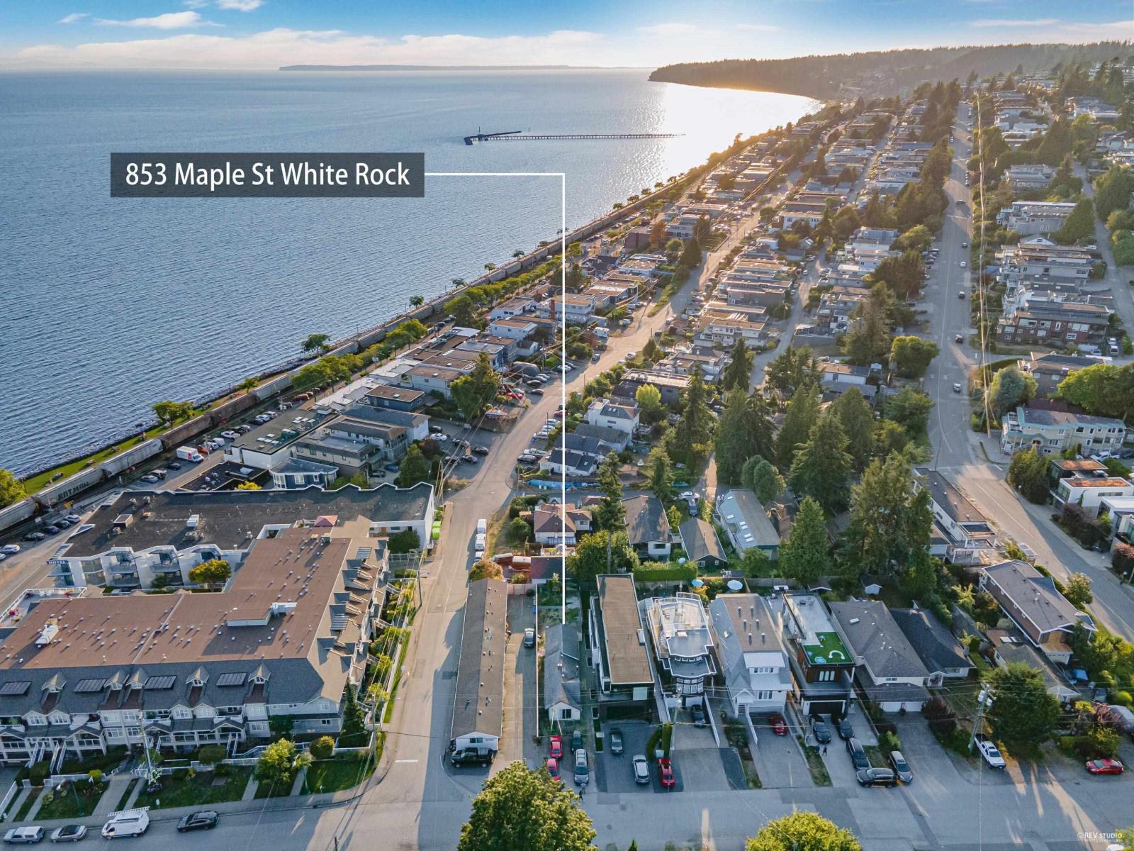 853 MAPLE STREET, white rock, British Columbia