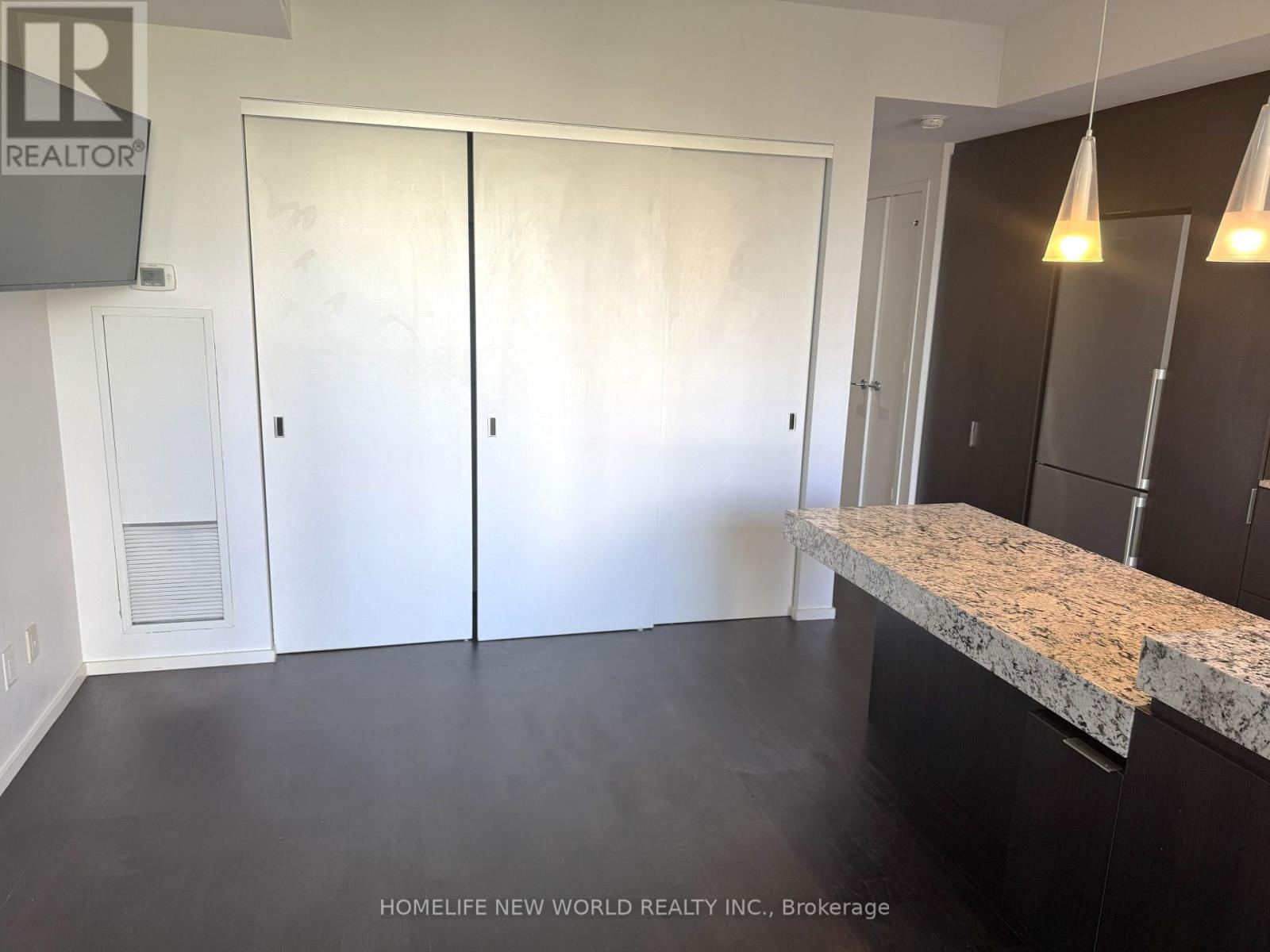 607 - 101 Charles Street E, Toronto, Ontario  M4Y 1V2 - Photo 17 - C12467024