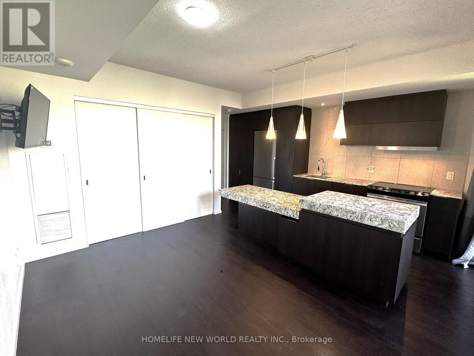 607 - 101 Charles Street E, Toronto, Ontario  M4Y 1V2 - Photo 9 - C12467024