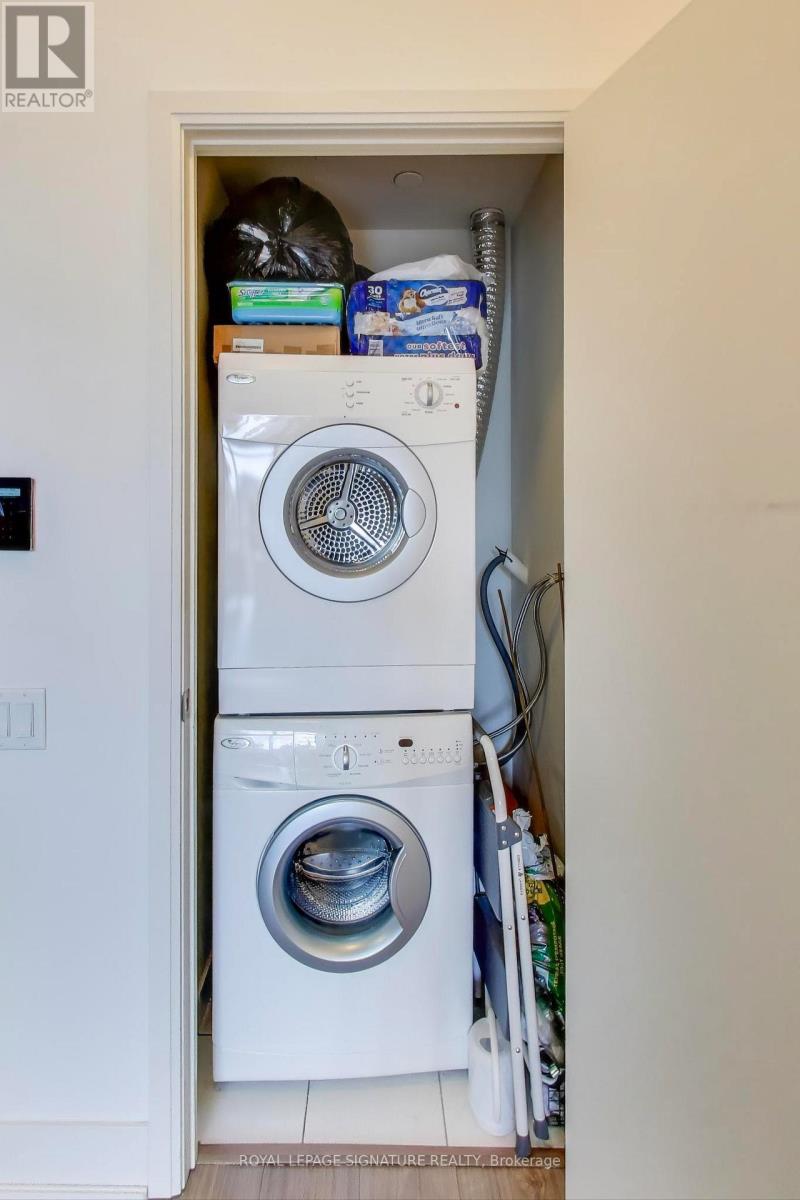 1101 - 30 Roehampton Avenue, Toronto, Ontario  M4P 1R2 - Photo 14 - C12467030