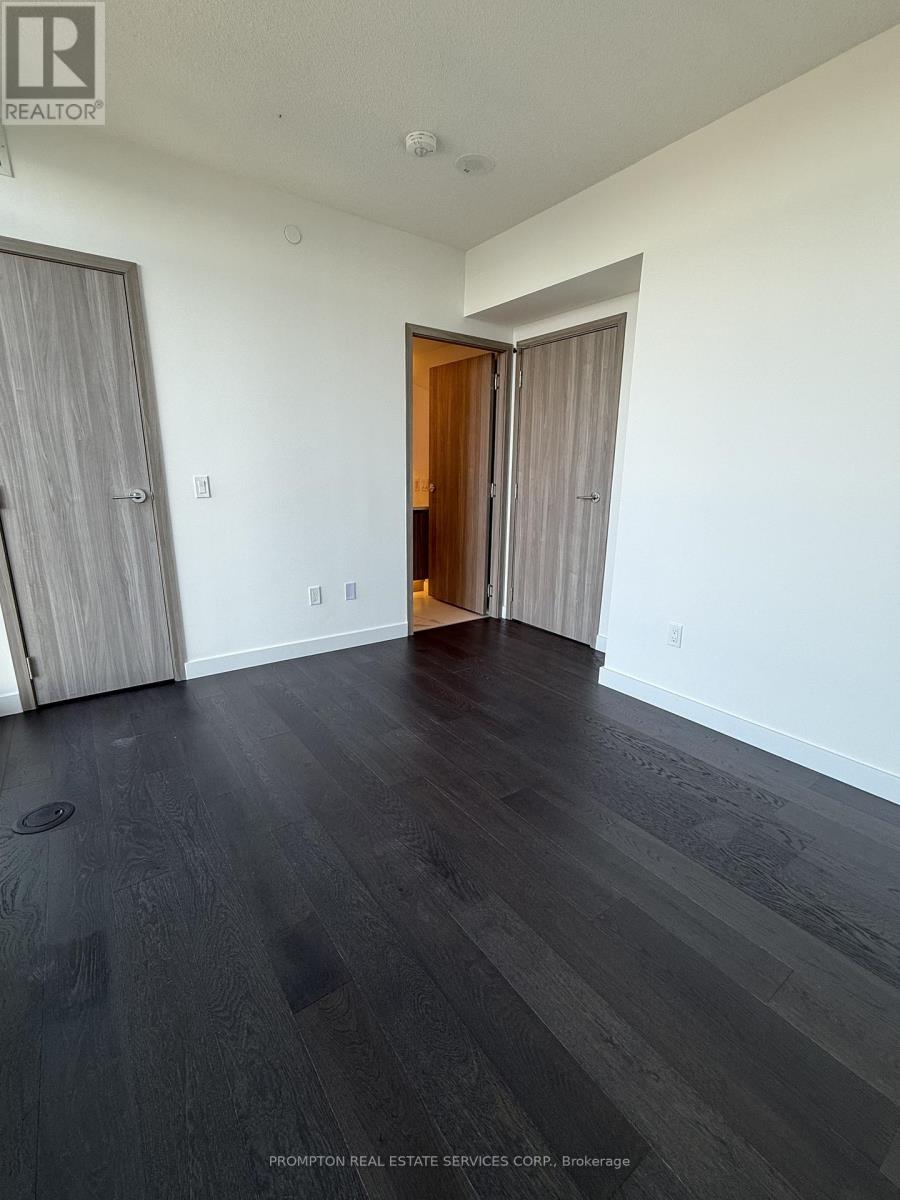 6902 - 3 Concord Cityplace Way, Toronto, Ontario  M5V 0X4 - Photo 15 - C12467043