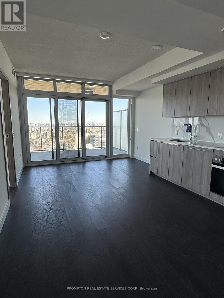 6902 - 3 Concord Cityplace Way, Toronto, Ontario  M5V 0X4 - Photo 6 - C12467043
