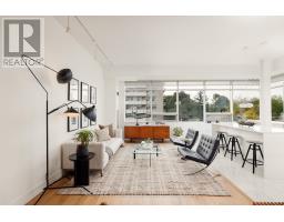 404 - 562 EGLINTON AVENUE E, Toronto, Ontario