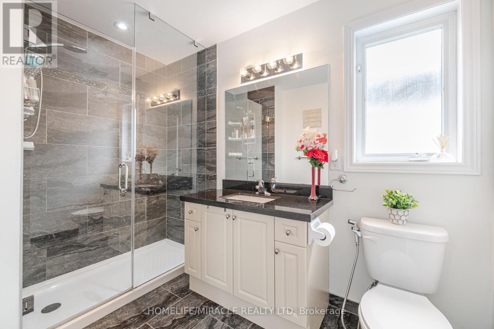 24 Kingsborough Drive, Hamilton, Ontario  L0R 1P0 - Photo 25 - X12465407