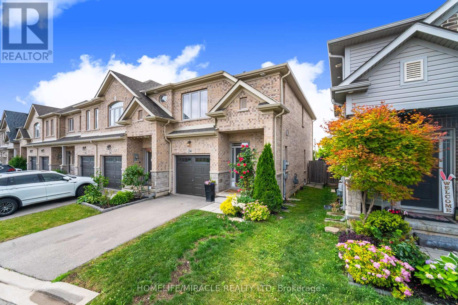 24 Kingsborough Drive, Hamilton, Ontario  L0R 1P0 - Photo 4 - X12465407