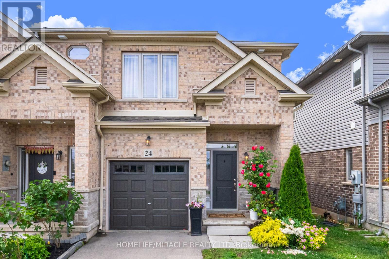 24 Kingsborough Drive, Hamilton, Ontario  L0R 1P0 - Photo 3 - X12465407