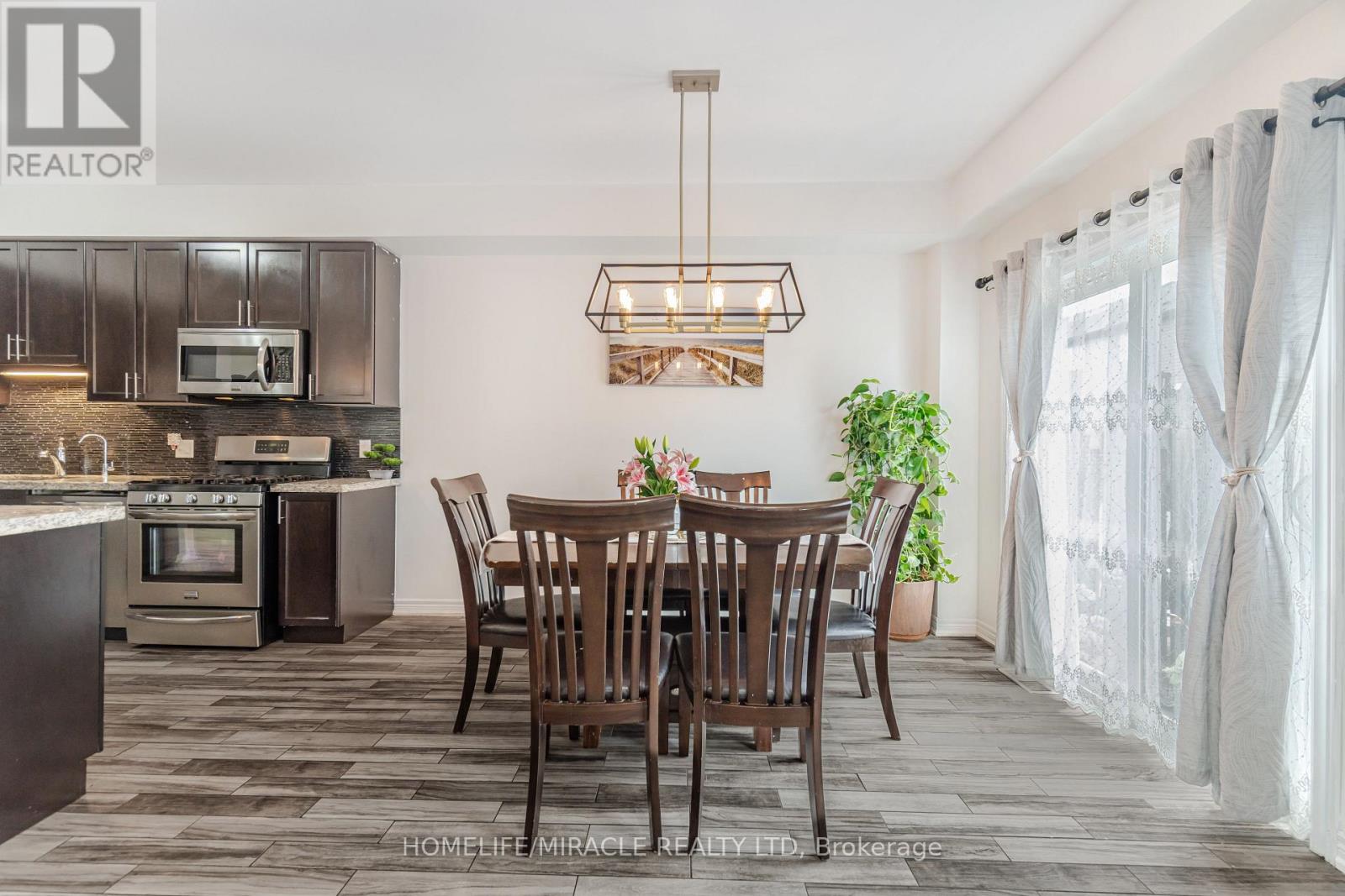 24 Kingsborough Drive, Hamilton, Ontario  L0R 1P0 - Photo 15 - X12465407
