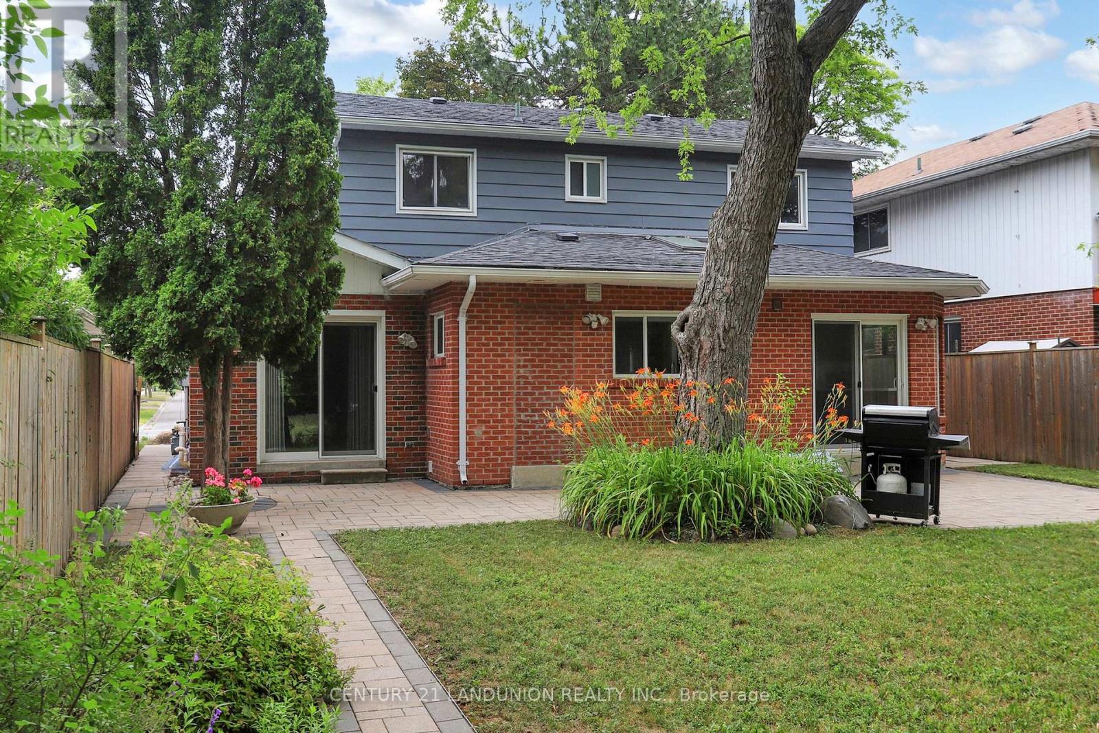 757 Huntingwood Drive, Toronto, Ontario  M1T 2L3 - Photo 24 - E12467042
