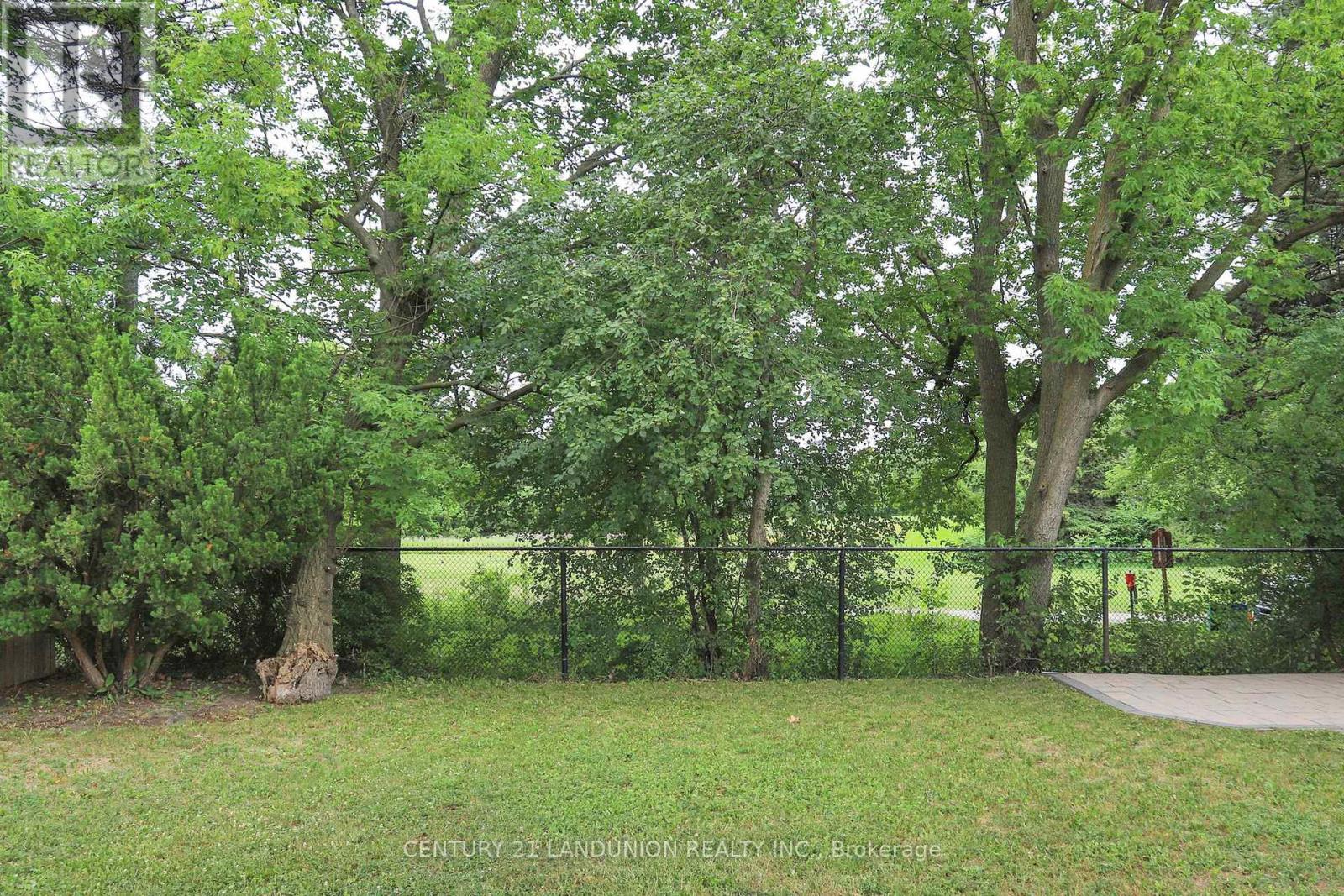 757 Huntingwood Drive, Toronto, Ontario  M1T 2L3 - Photo 26 - E12467042
