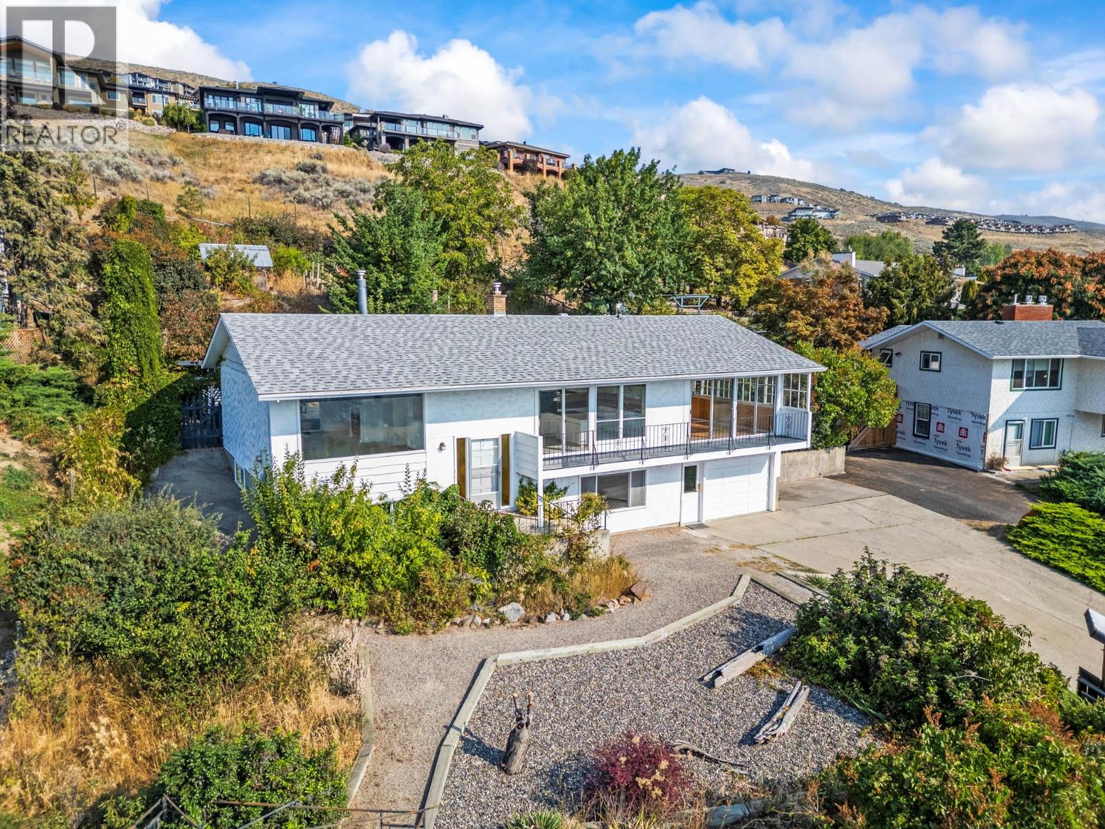 7061 Appaloosa Way, Vernon, British Columbia  V1H 1B9 - Photo 2 - 10366079