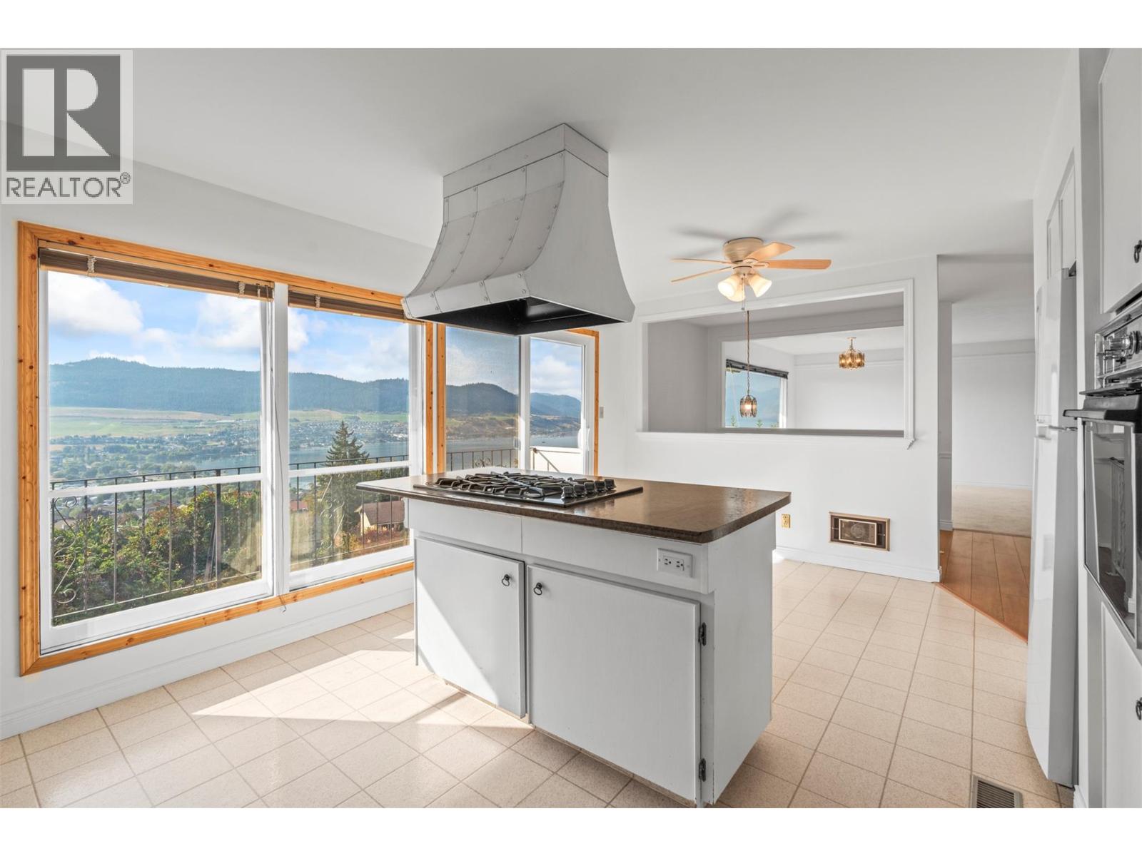 7061 Appaloosa Way, Vernon, British Columbia  V1H 1B9 - Photo 27 - 10366079