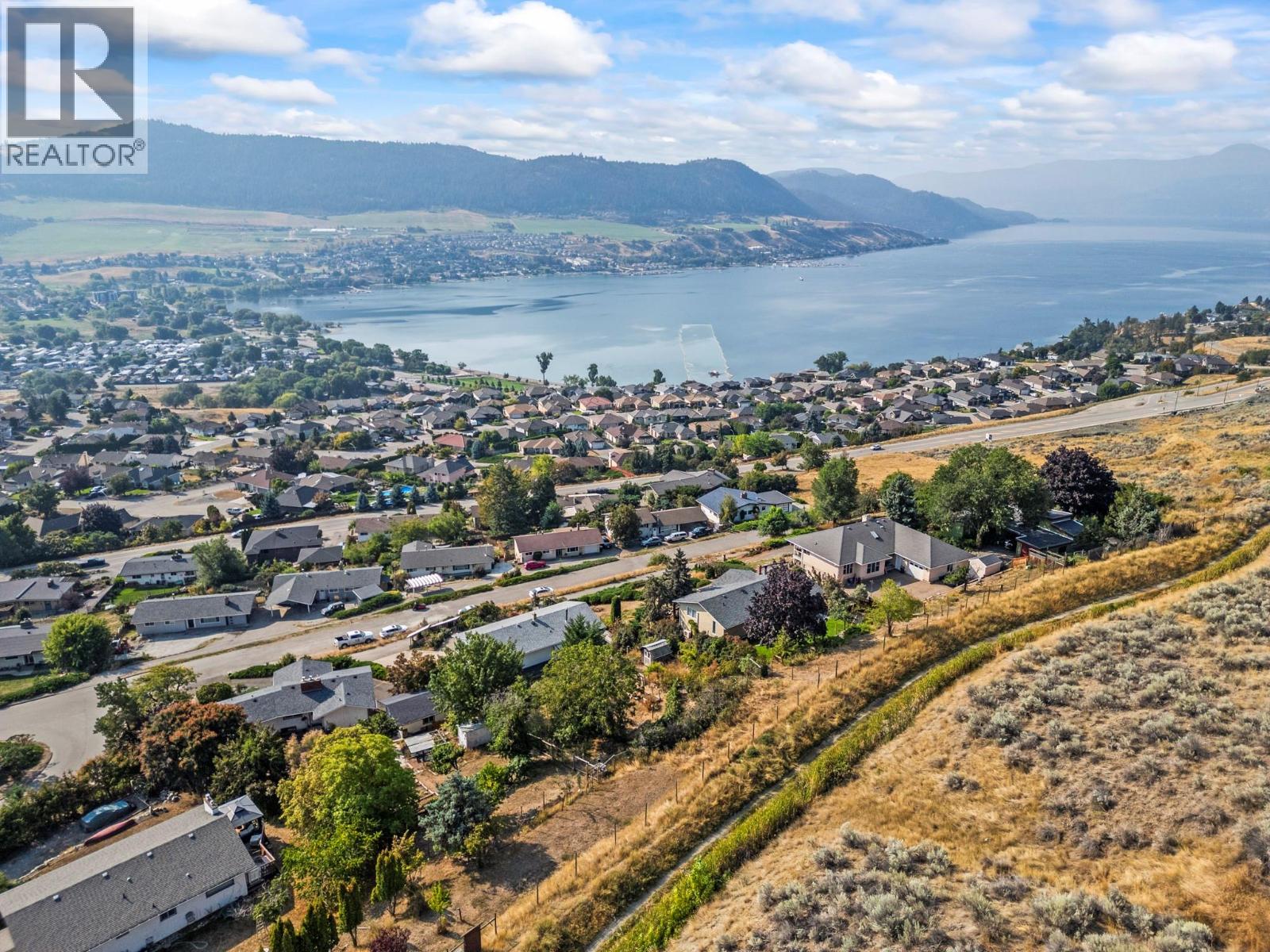 7061 Appaloosa Way, Vernon, British Columbia  V1H 1B9 - Photo 9 - 10366079