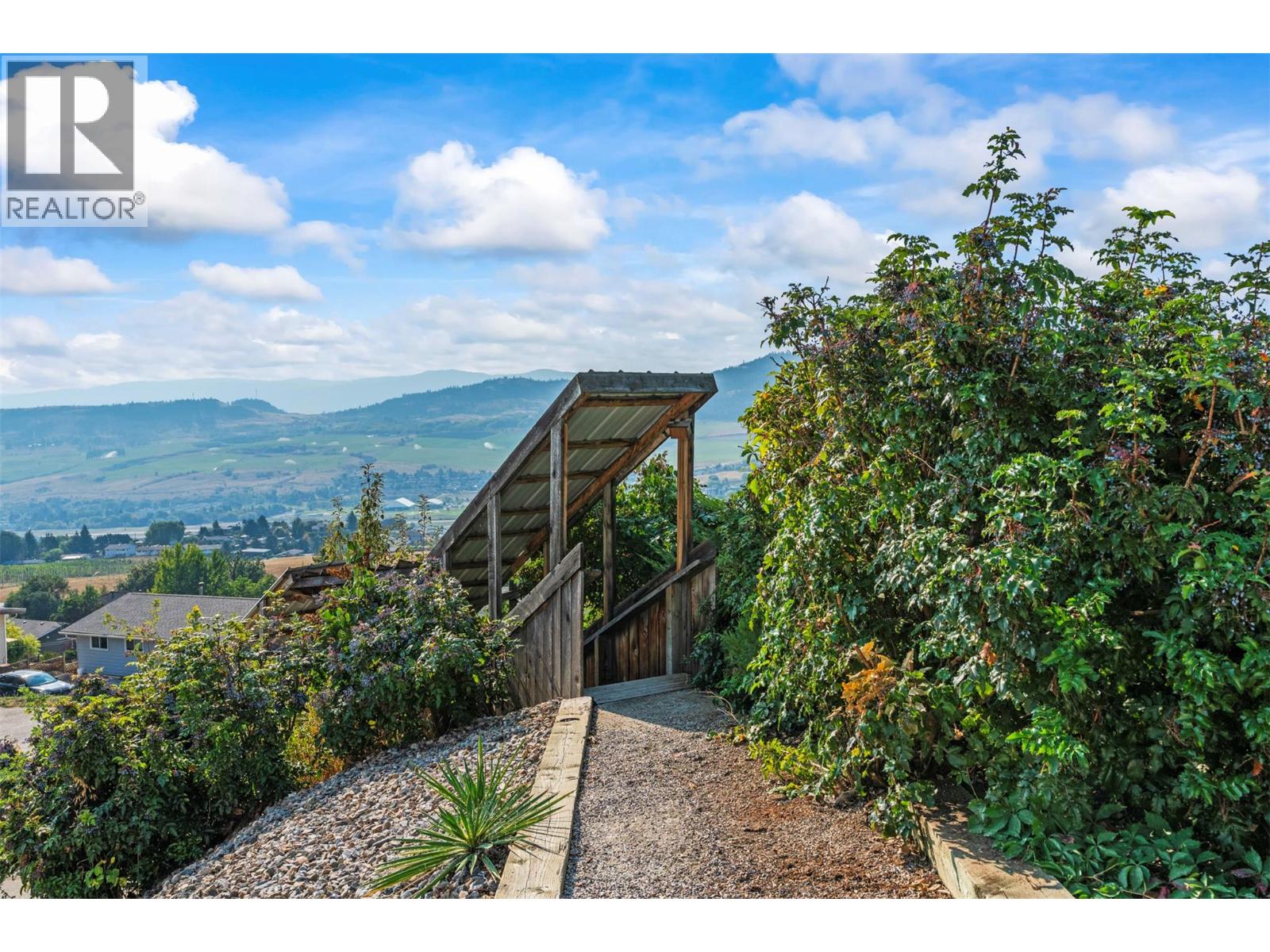 7061 Appaloosa Way, Vernon, British Columbia  V1H 1B9 - Photo 58 - 10366079