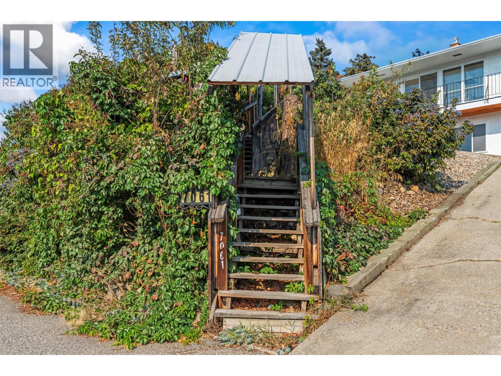 7061 Appaloosa Way, Vernon, British Columbia  V1H 1B9 - Photo 60 - 10366079
