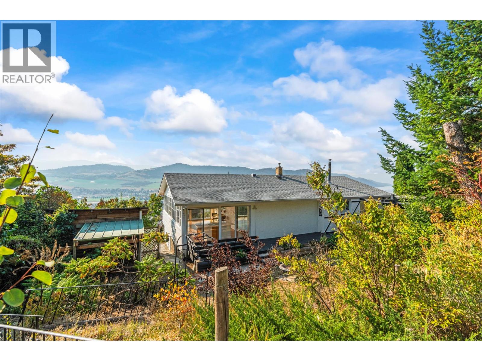 7061 Appaloosa Way, Vernon, British Columbia  V1H 1B9 - Photo 74 - 10366079