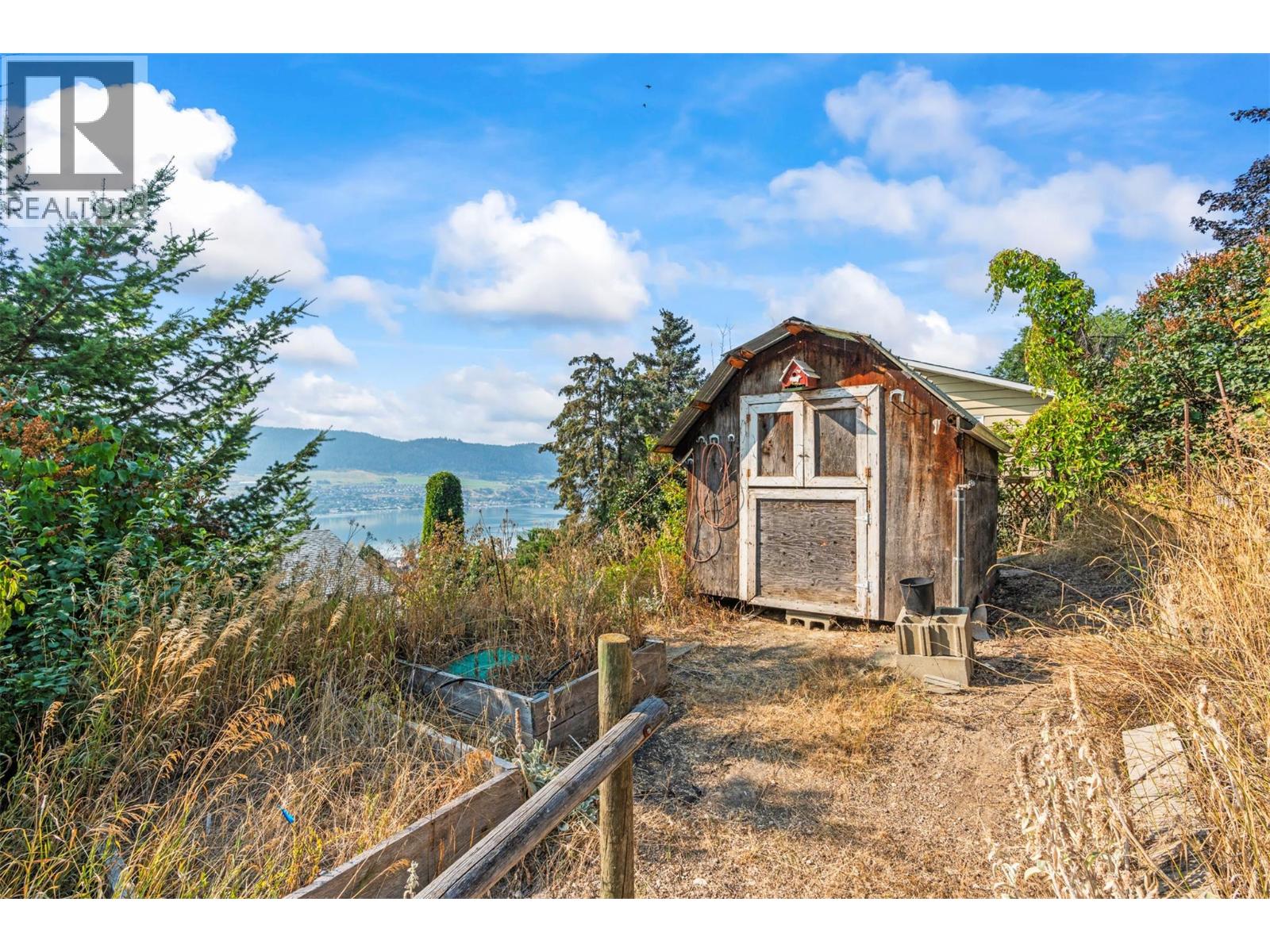 7061 Appaloosa Way, Vernon, British Columbia  V1H 1B9 - Photo 76 - 10366079
