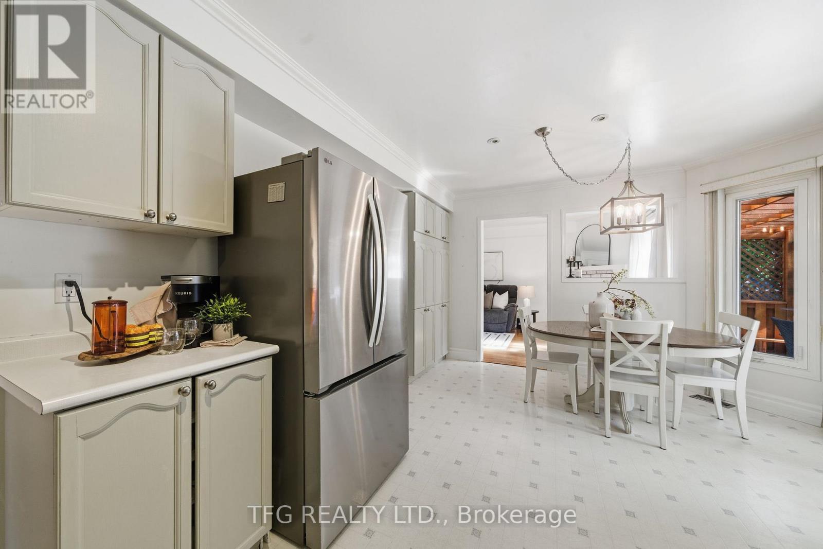 705 Carlisle Street, Cobourg, Ontario  K9A 5E4 - Photo 14 - X12467083