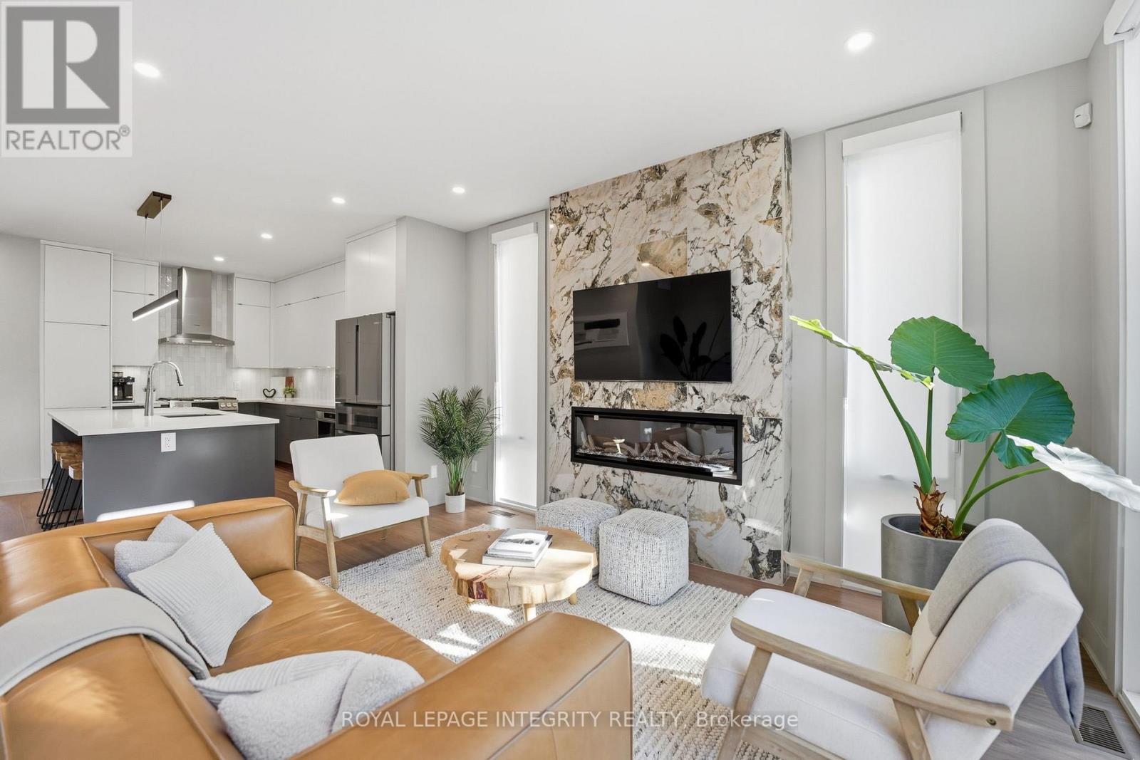 B - 574 Edison Avenue, Ottawa, Ontario  K2A 1V4 - Photo 16 - X12467087
