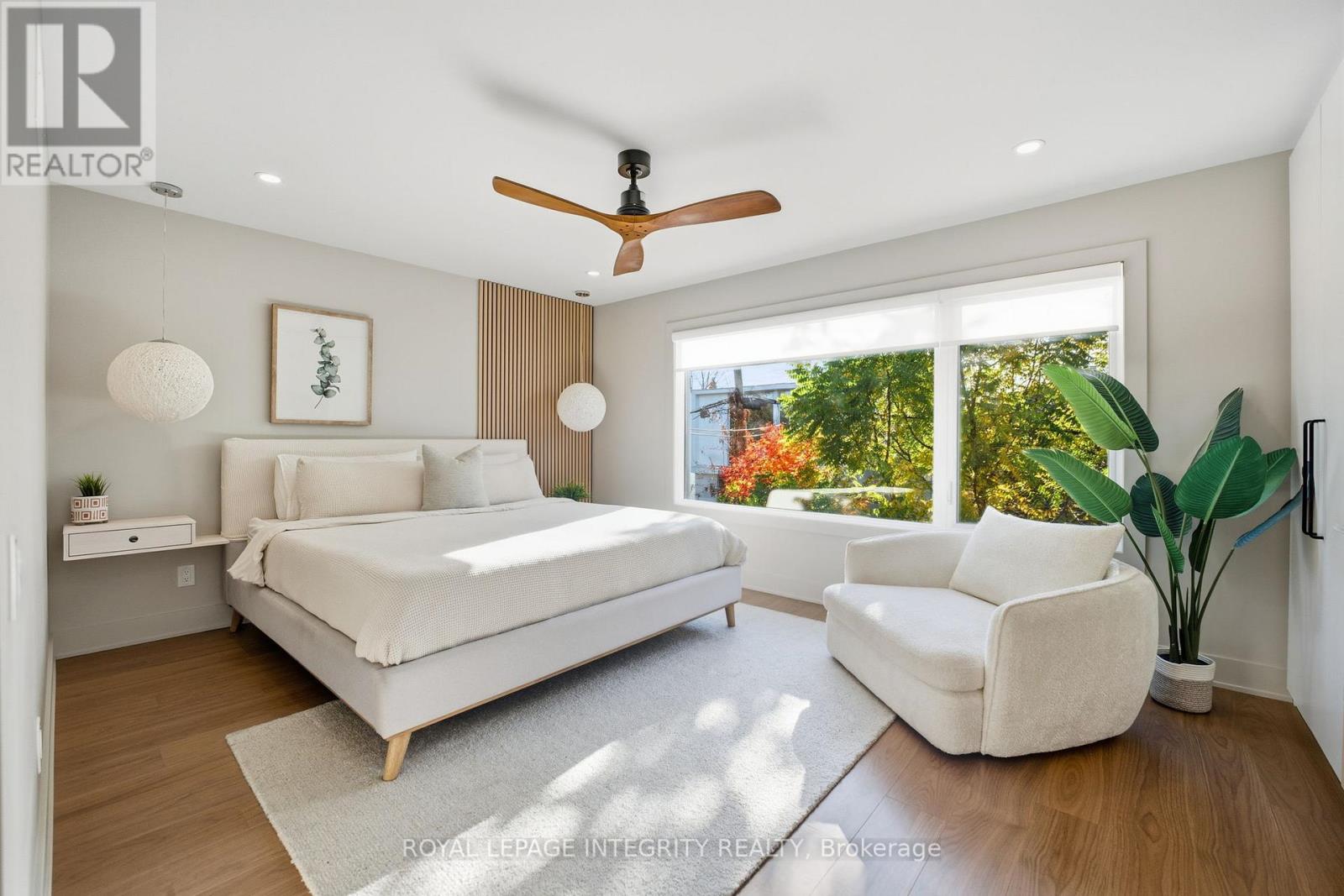 B - 574 Edison Avenue, Ottawa, Ontario  K2A 1V4 - Photo 26 - X12467087