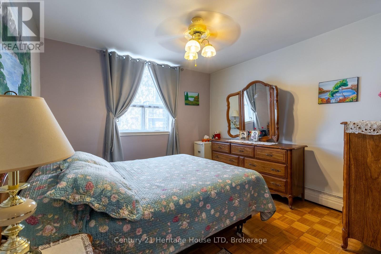 904 - 359 Geneva Street, St. Catharines, Ontario  L2N 2G5 - Photo 12 - X12467090