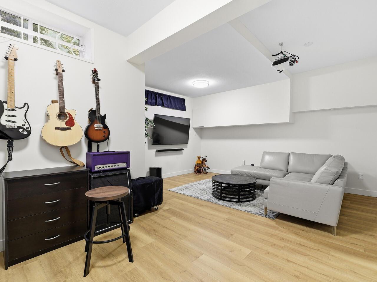 19823 40a Avenue, Langley, British Columbia  V3A 2Y3 - Photo 19 - R3058922