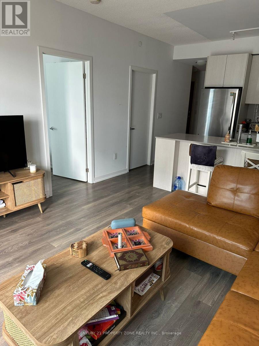 1103 - 2520 Eglinton Avenue W, Mississauga, Ontario  L5M 0Y4 - Photo 2 - W12467036