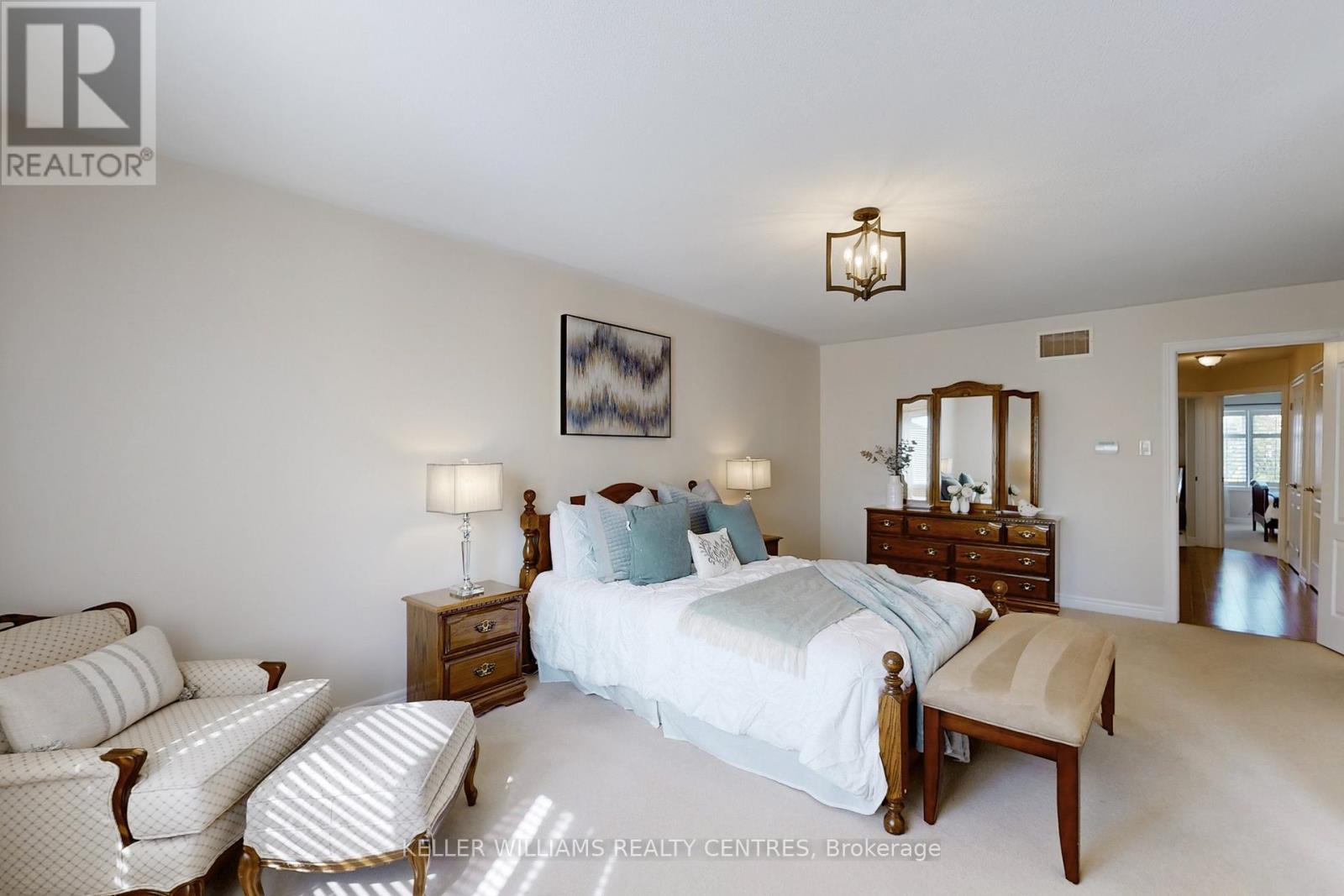 19 Diamond Leaf Lane, Halton Hills, Ontario  L7G 0G7 - Photo 24 - W12467044