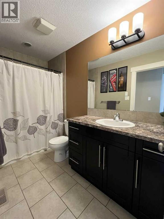 1008 6 Street, Barnwell, Alberta  T0K 0B0 - Photo 25 - A2264833