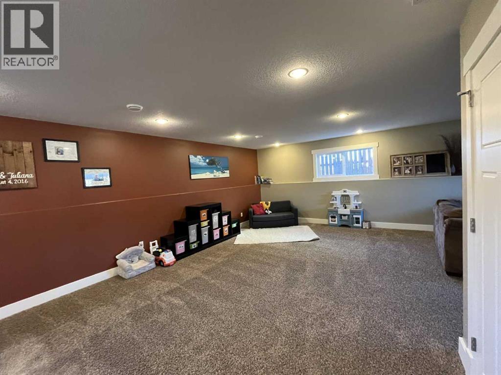 1008 6 Street, Barnwell, Alberta  T0K 0B0 - Photo 31 - A2264833