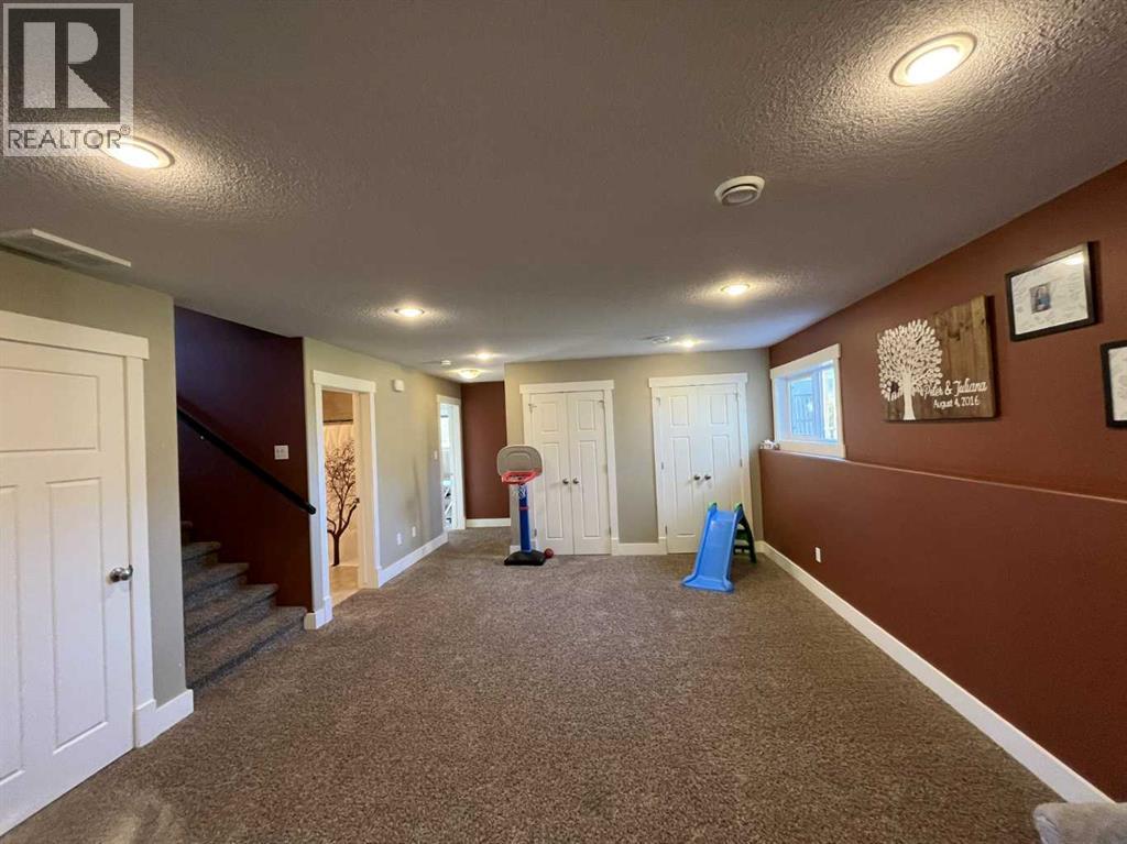 1008 6 Street, Barnwell, Alberta  T0K 0B0 - Photo 33 - A2264833