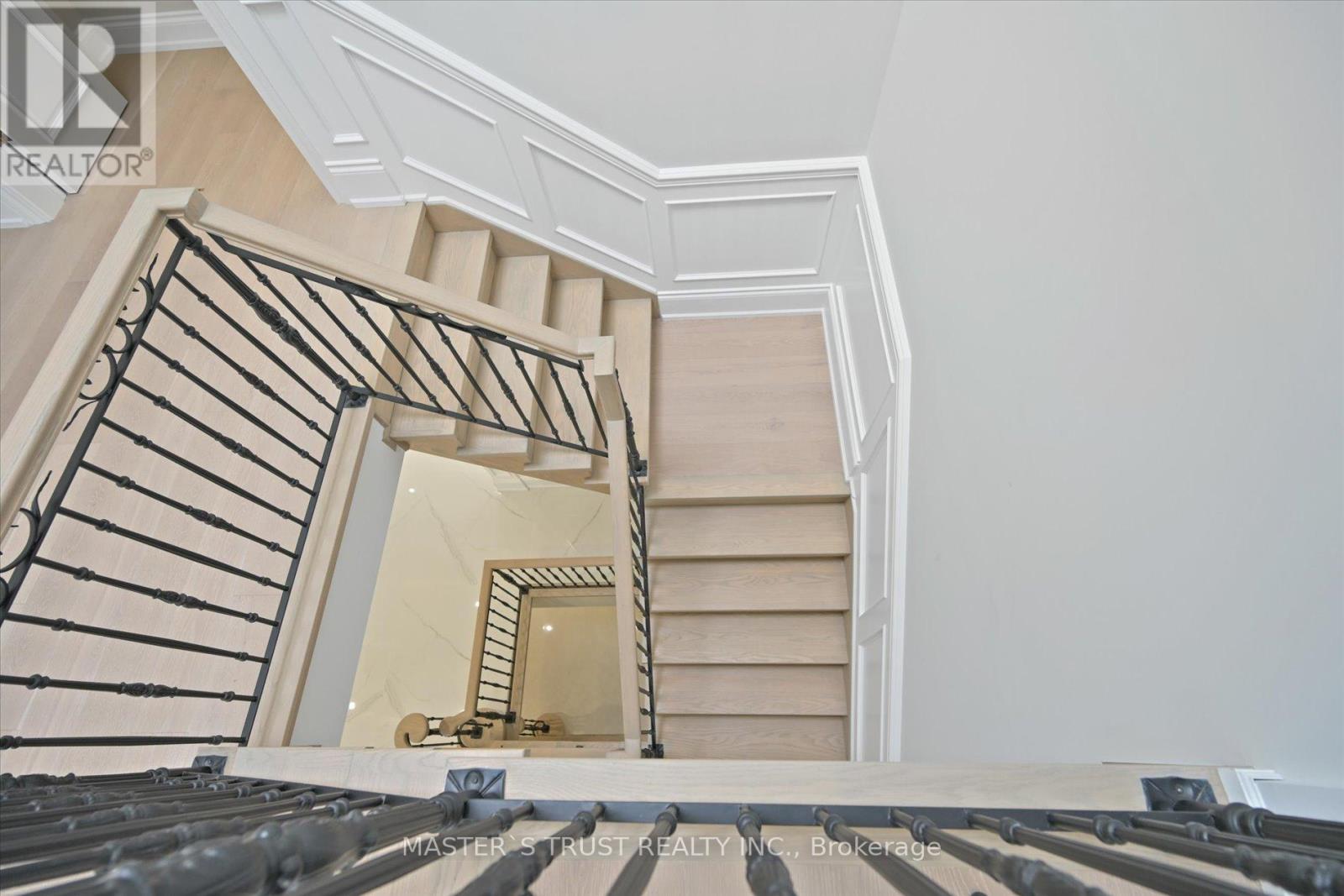 108 Abitibi Avenue, Toronto (Newtonbrook East), Ontario  M2M 2V6 - Photo 32 - C12467072
