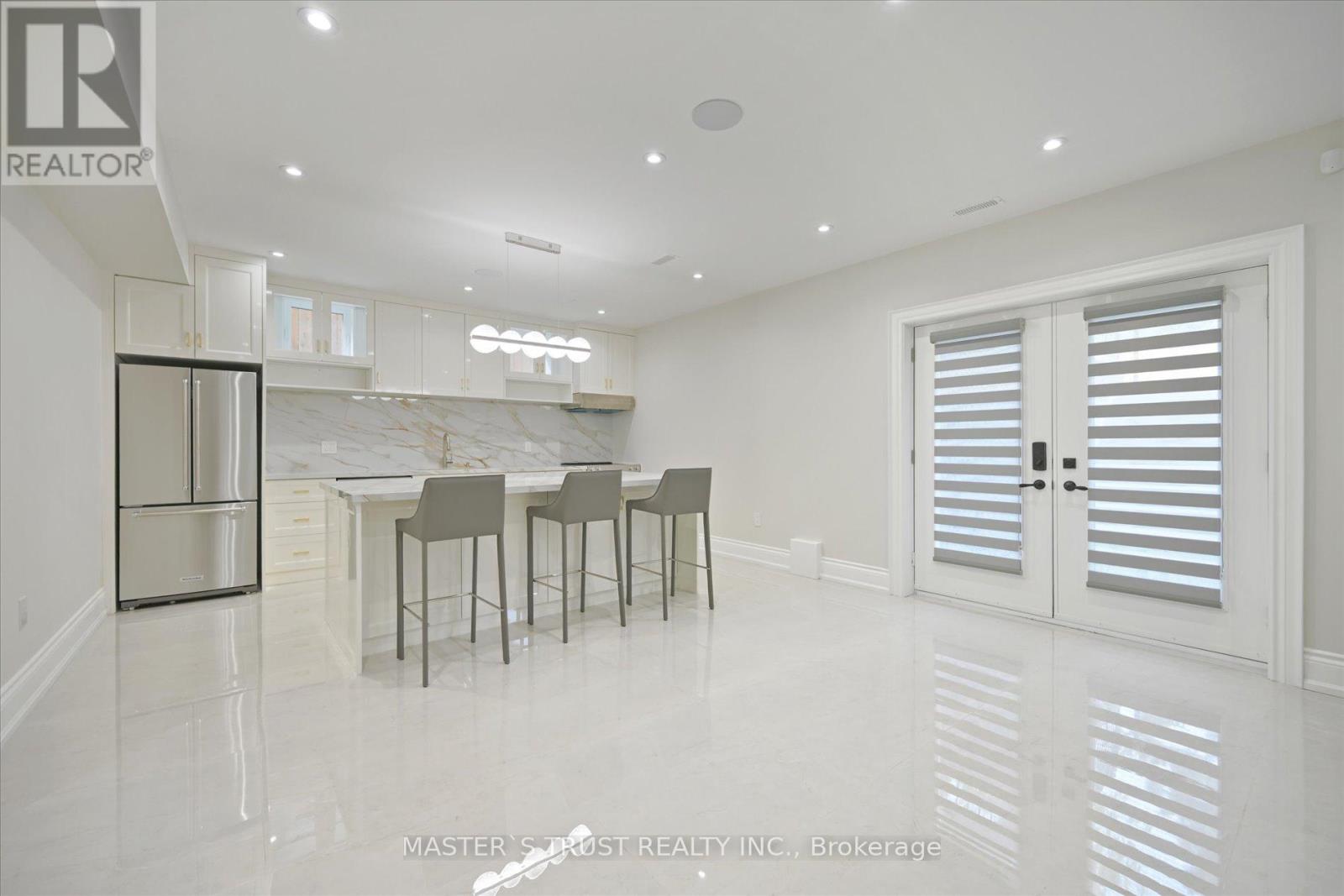 108 Abitibi Avenue, Toronto (Newtonbrook East), Ontario  M2M 2V6 - Photo 34 - C12467072
