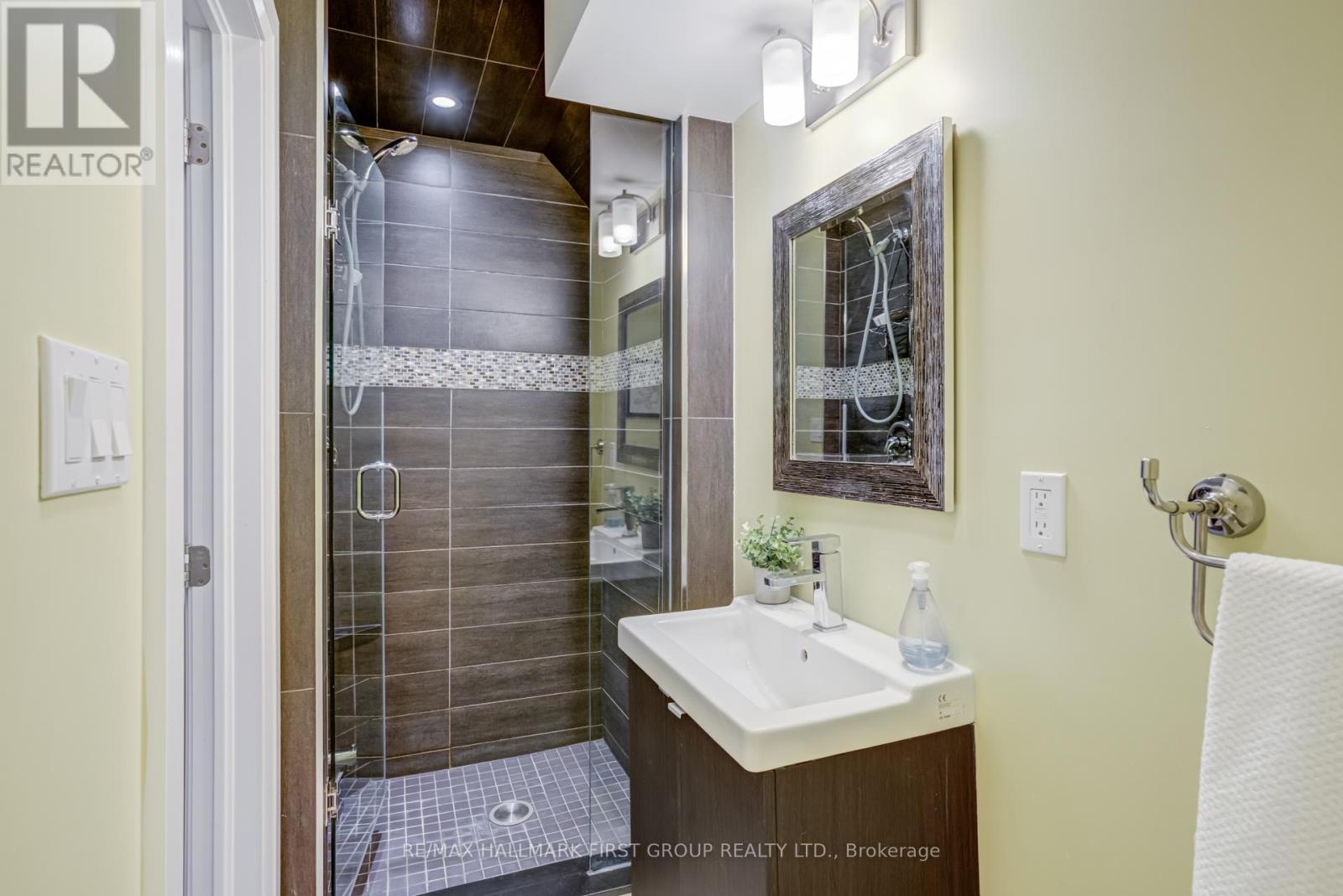 38 Mystic Avenue, Toronto, Ontario  M1L 4G9 - Photo 33 - E12467047