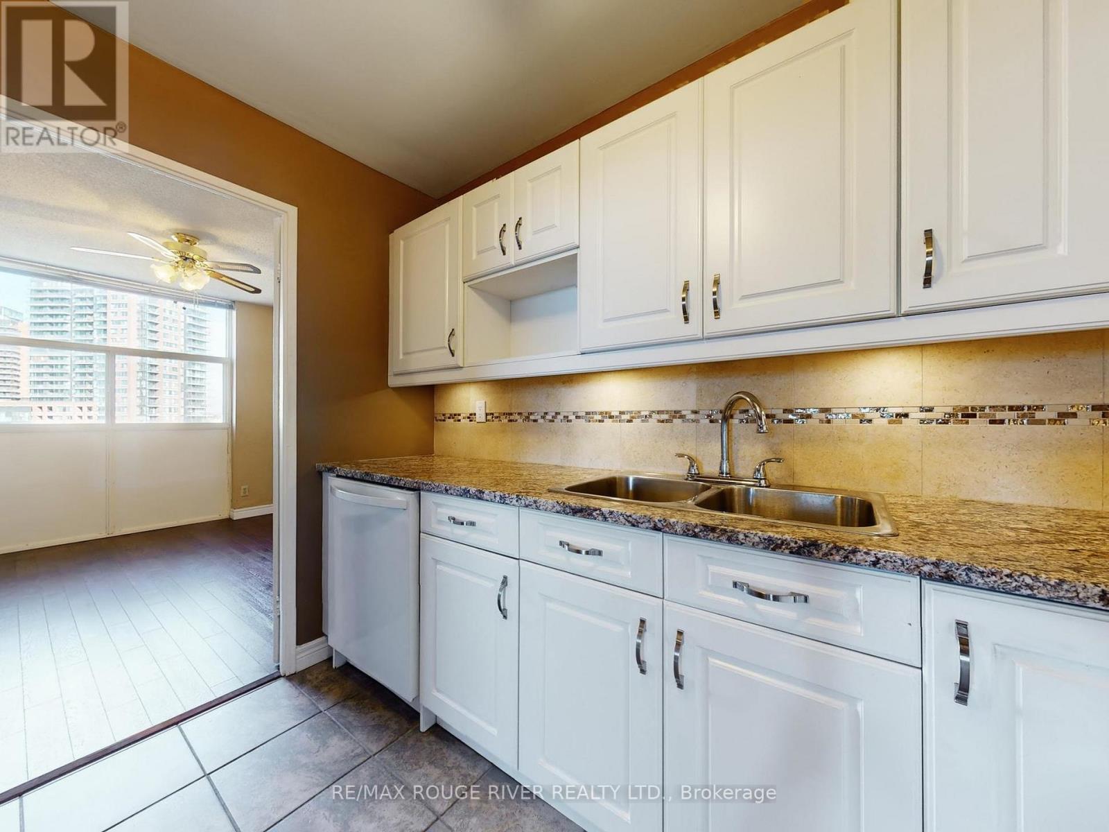 902 - 44 Falby Court, Ajax, Ontario  L1S 3L1 - Photo 15 - E12467110