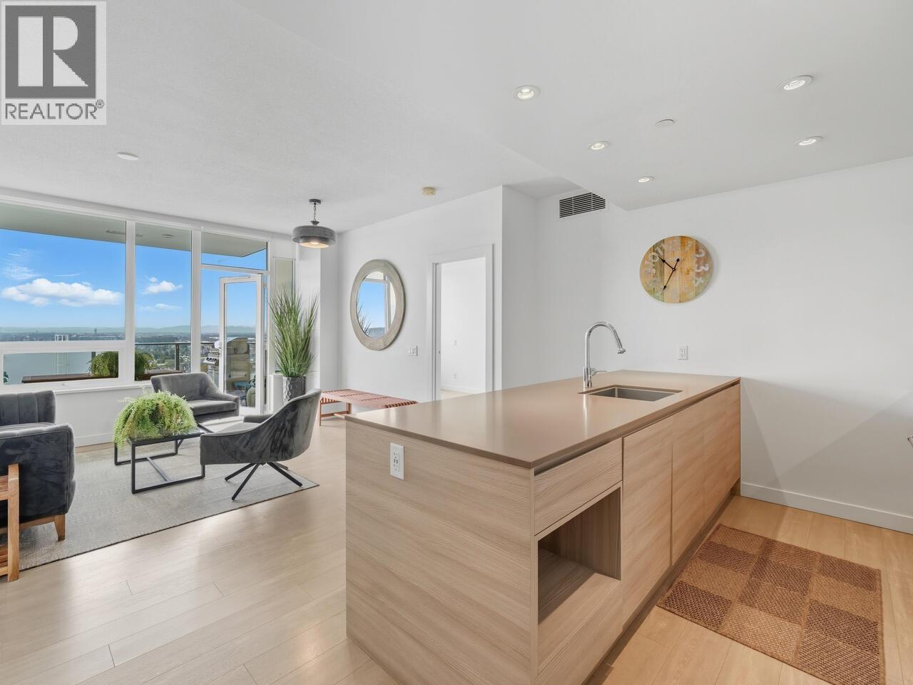 3203 908 Quayside Drive, New Westminster, British Columbia  V3M 0L4 - Photo 8 - R3034194