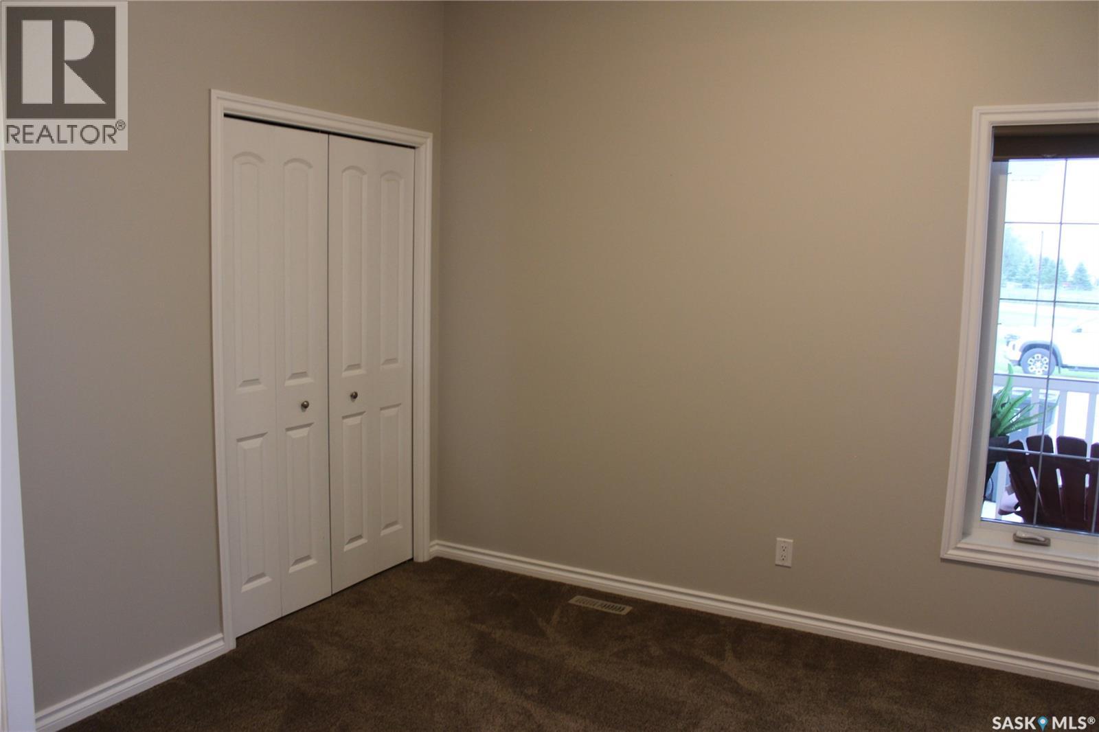 106 Erickson Street, Midale, Saskatchewan  S0C 1S0 - Photo 12 - SK021041