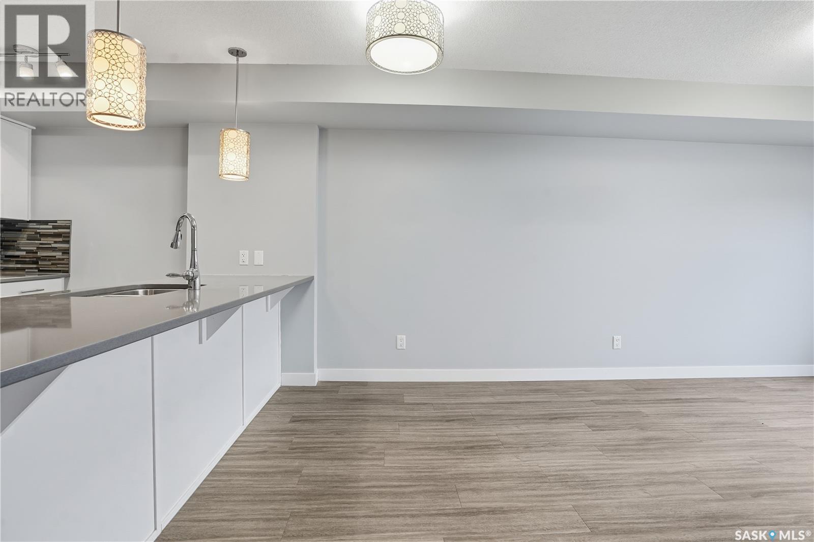 207 5301 Universal Crescent, Regina, Saskatchewan  S4W 0L2 - Photo 11 - SK020980
