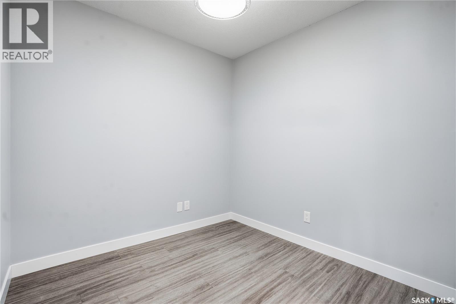 207 5301 Universal Crescent, Regina, Saskatchewan  S4W 0L2 - Photo 21 - SK020980