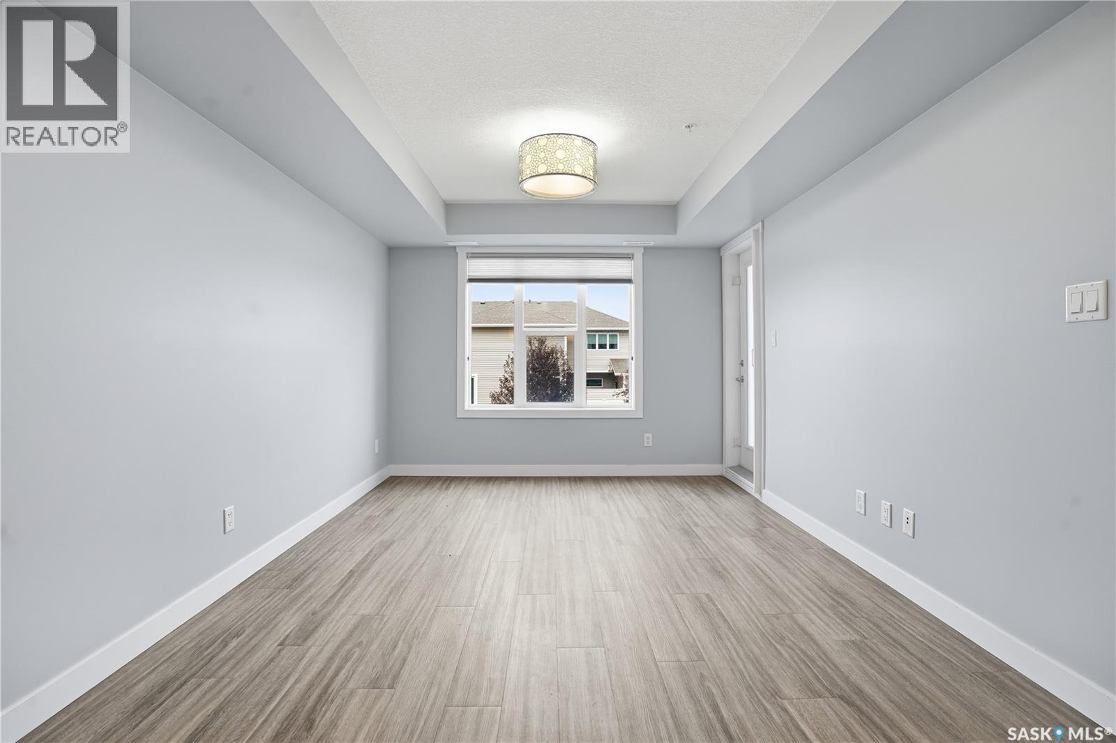 207 5301 Universal Crescent, Regina, Saskatchewan  S4W 0L2 - Photo 6 - SK020980