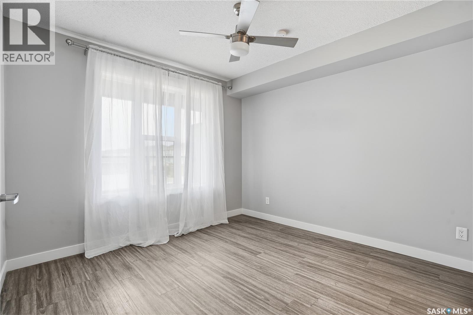 207 5301 Universal Crescent, Regina, Saskatchewan  S4W 0L2 - Photo 8 - SK020980