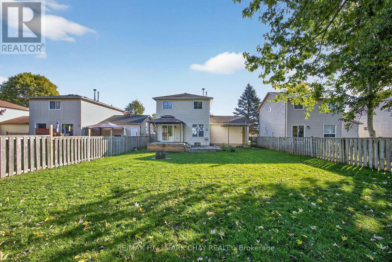714 Candaras Street, Innisfil, Ontario  L9S 2G9 - Photo 15 - N12467080
