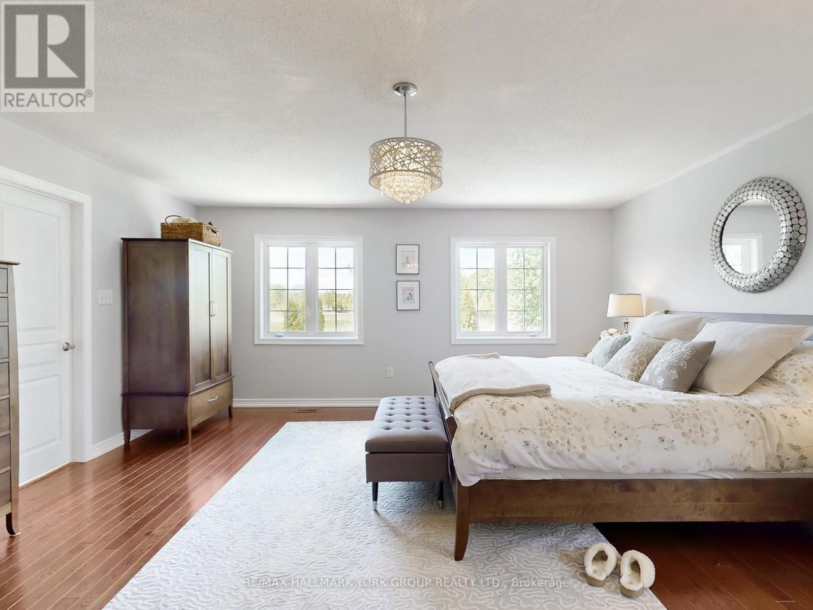 254 Tower Hill Road, Richmond Hill, Ontario  L4E 4K8 - Photo 18 - N12467094