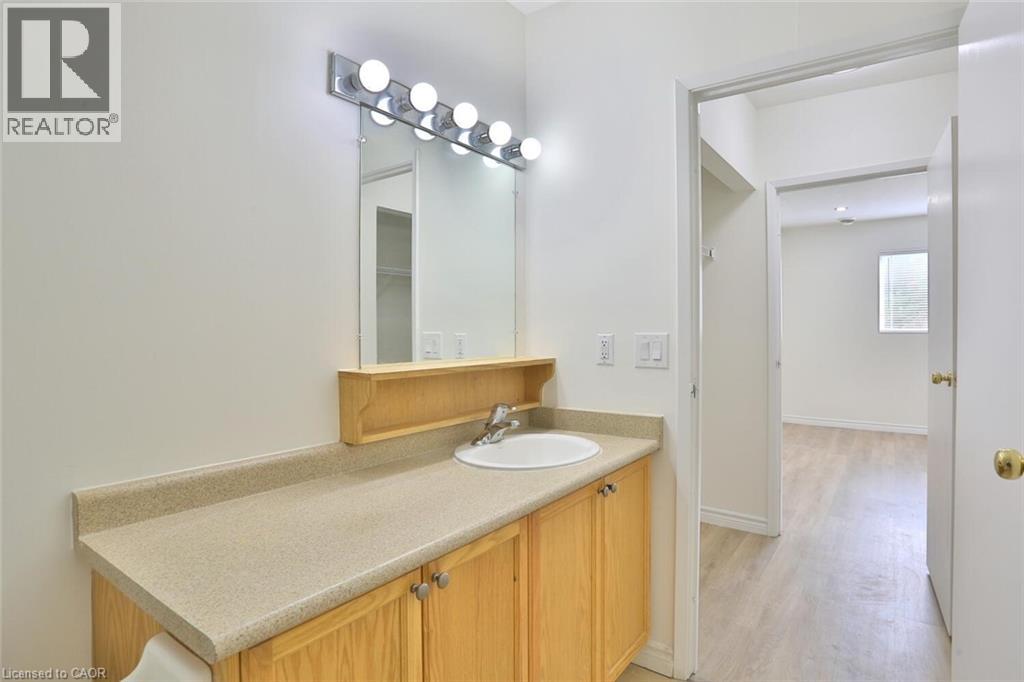 345 Briarmeadow Drive Unit# 206, Kitchener, Ontario  N2A 4J6 - Photo 28 - 40779287