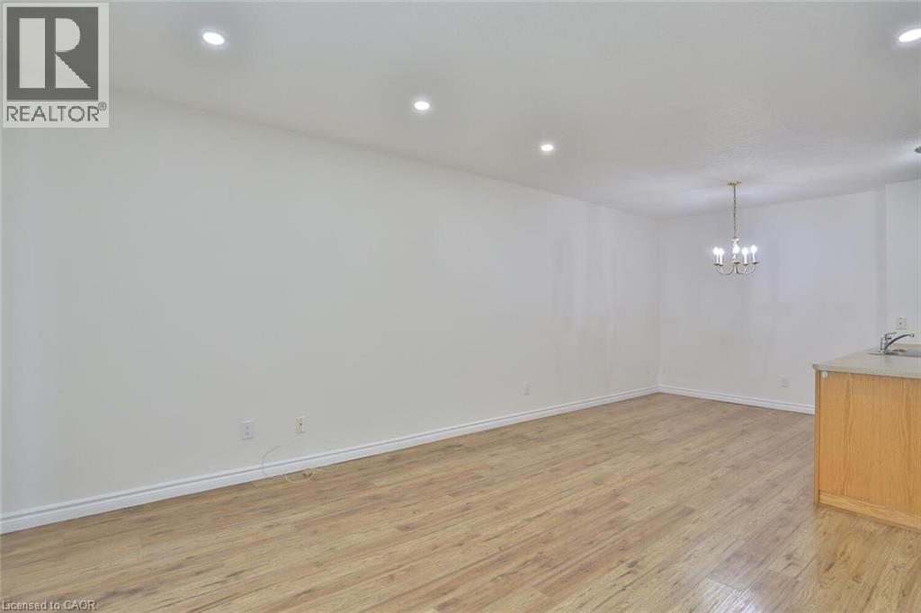 345 Briarmeadow Drive Unit# 206, Kitchener, Ontario  N2A 4J6 - Photo 8 - 40779287
