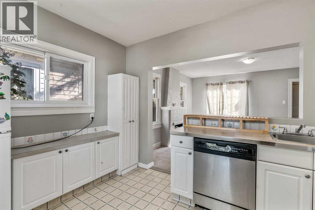 1217 9 Avenue S, Lethbridge, Alberta  T1J 1V3 - Photo 11 - A2264065