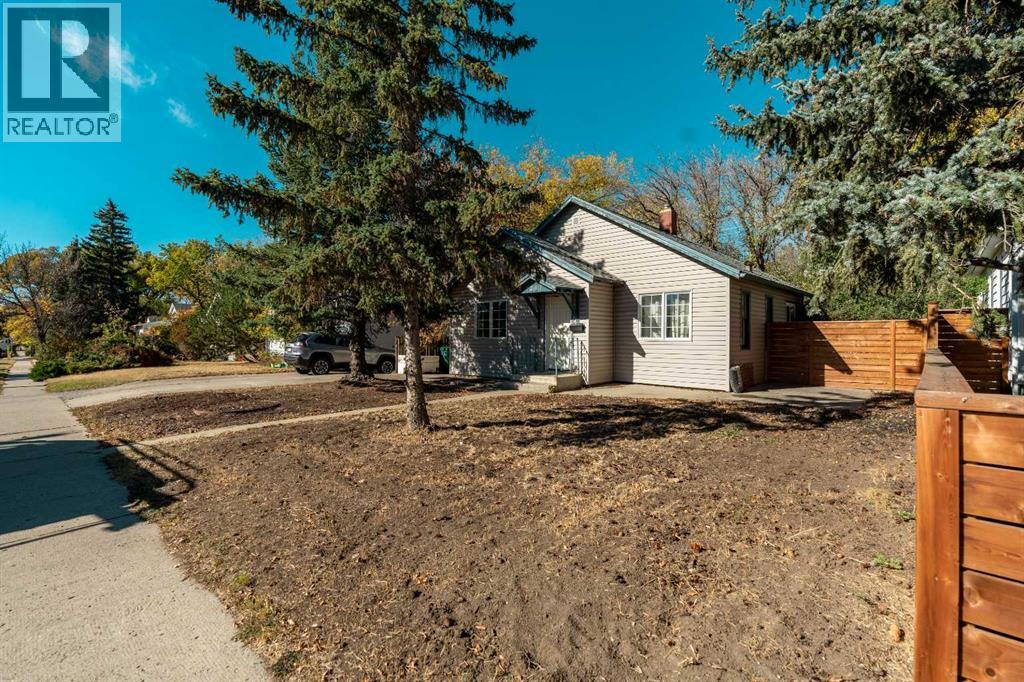 1217 9 Avenue S, Lethbridge, Alberta  T1J 1V3 - Photo 2 - A2264065