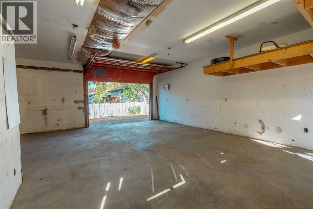 1217 9 Avenue S, Lethbridge, Alberta  T1J 1V3 - Photo 35 - A2264065
